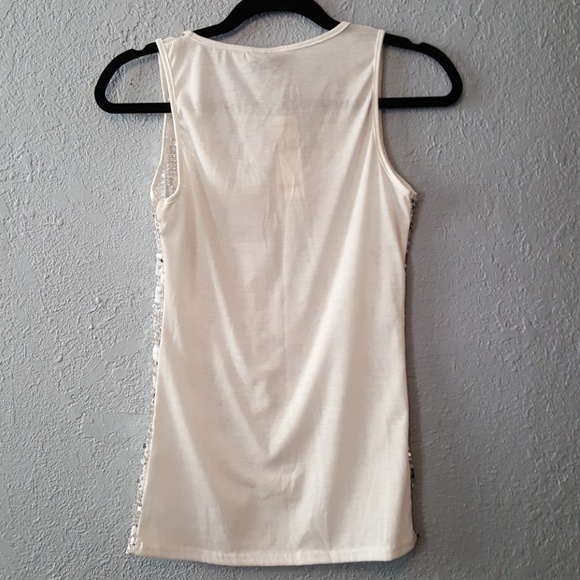NEW! Daytrip size small - Picture 2 of 2